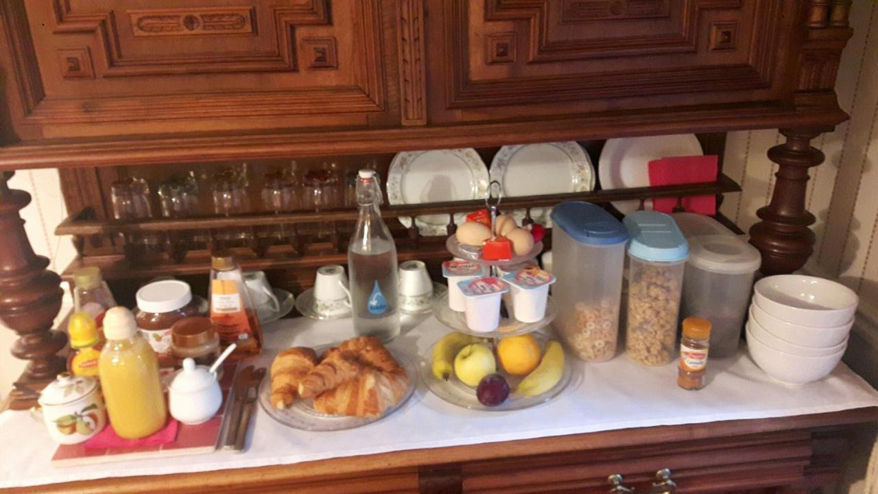 La Meslaie Bed & Breakfast Le Teilleul Eksteriør bilde